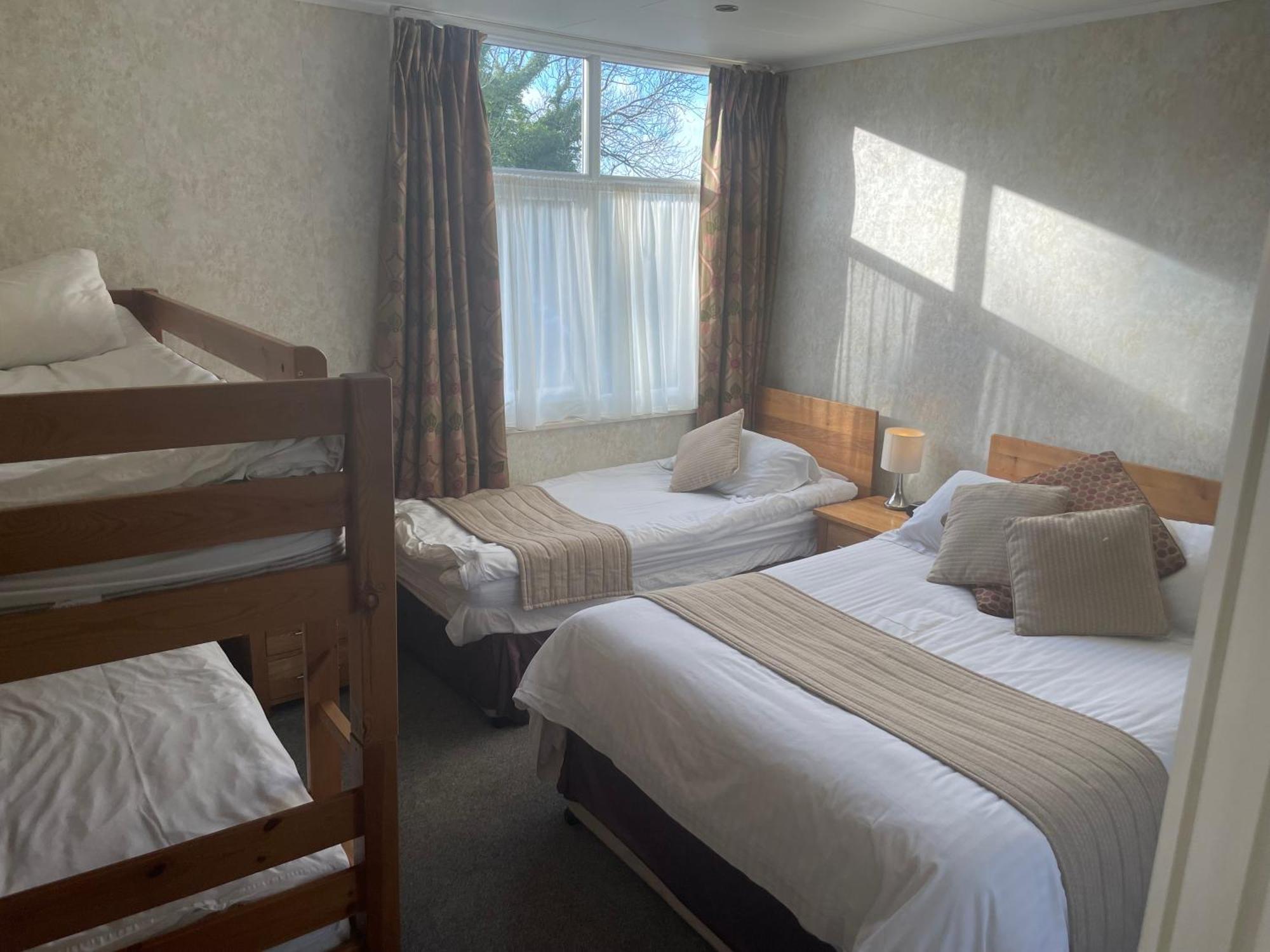 The Dog & Partridge Country Inn Ashbourne  Dış mekan fotoğraf