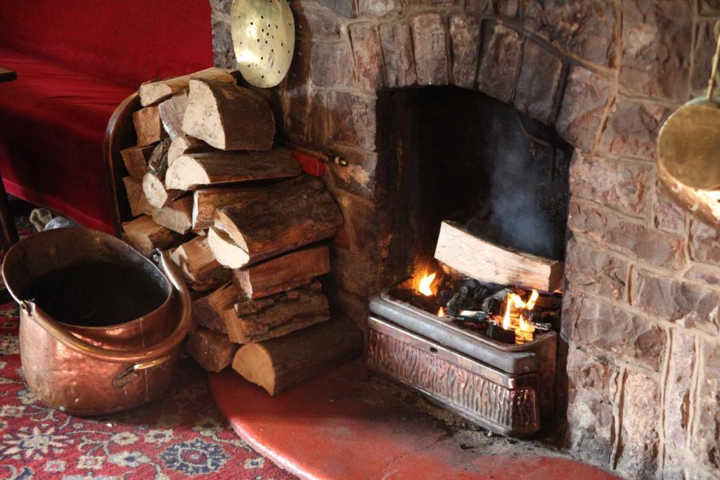 The Dog & Partridge Country Inn Ashbourne  Dış mekan fotoğraf